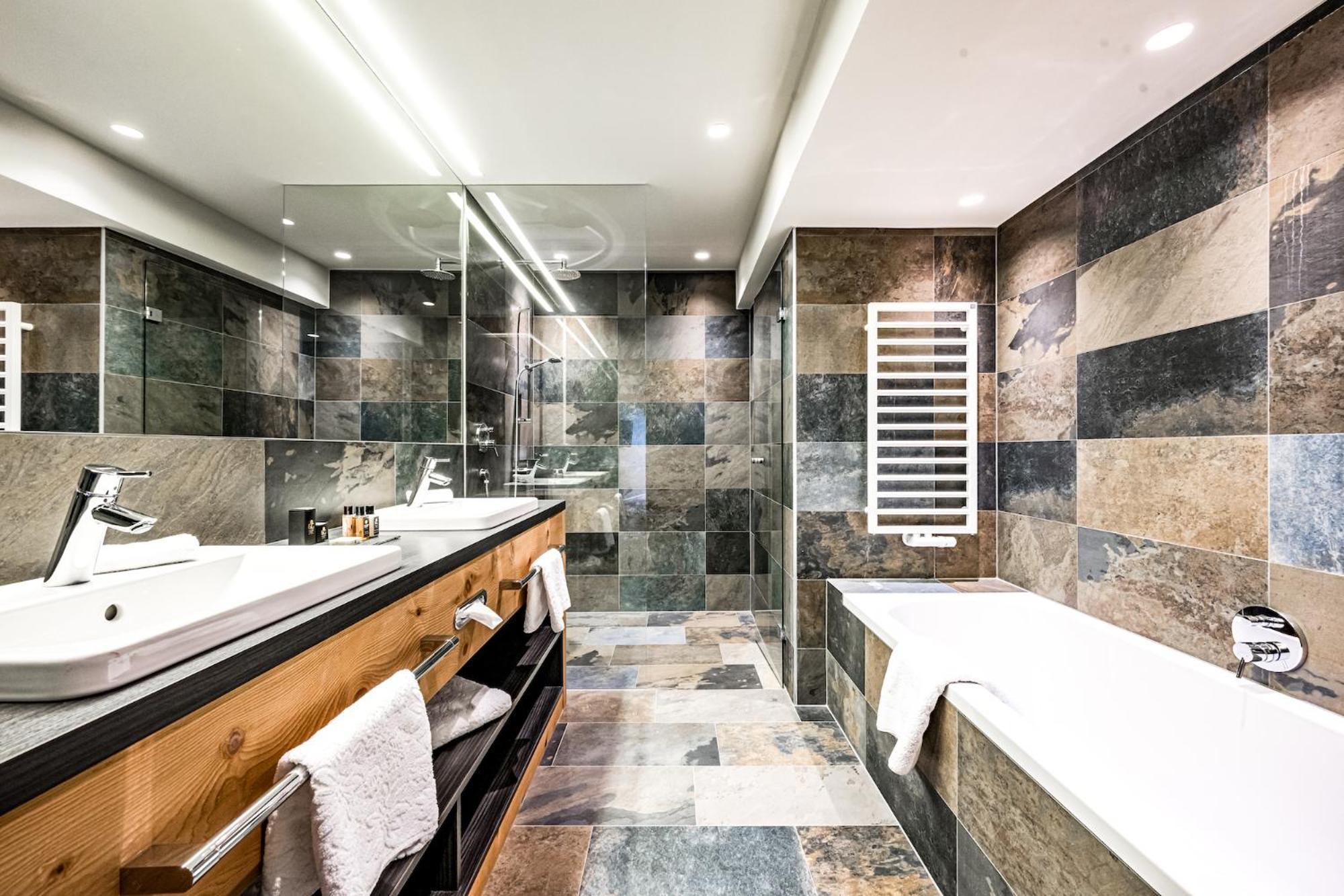 Hotel Edelweiss & Gurgl オーバーグールグル 部屋 写真