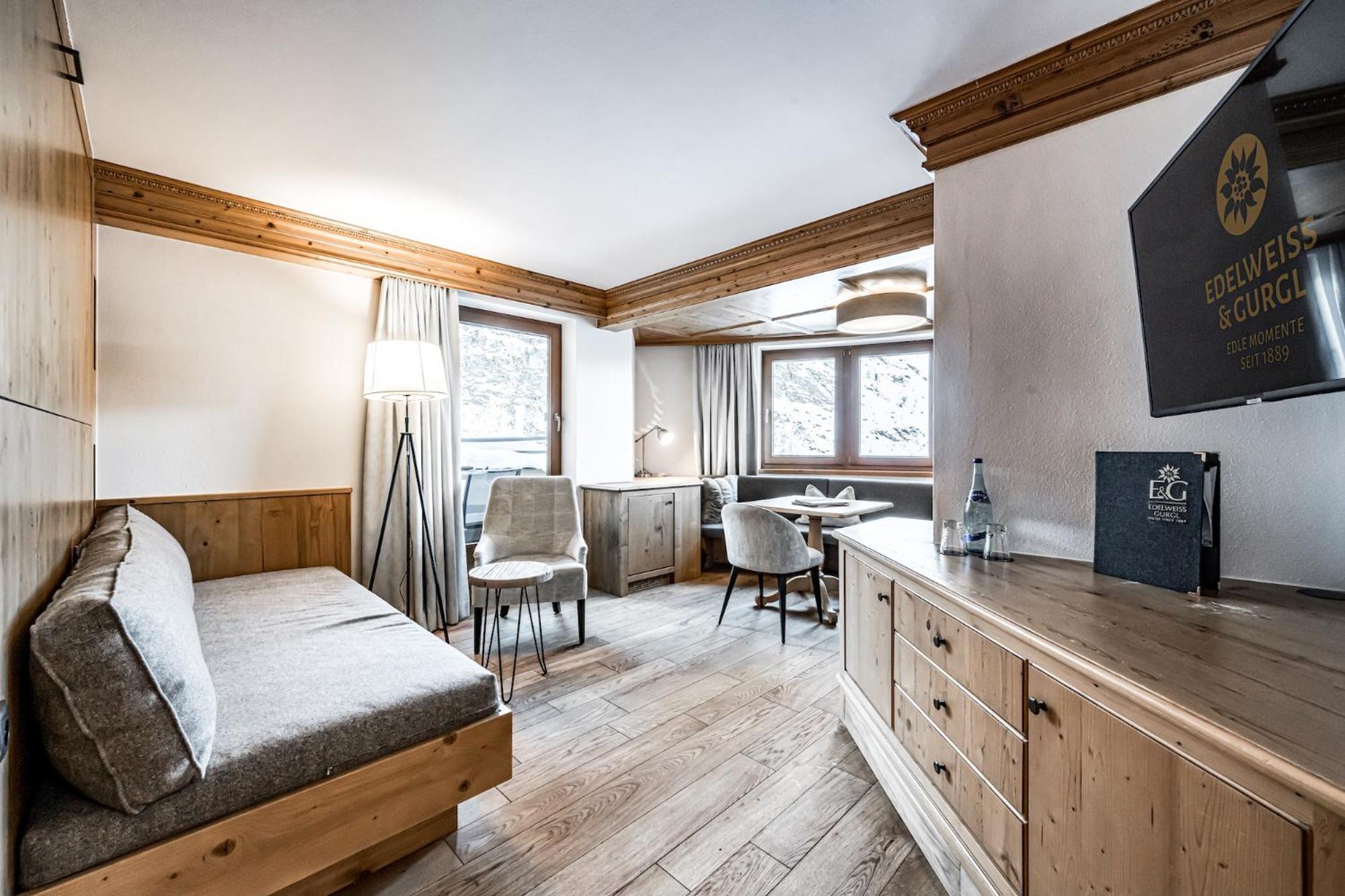 Hotel Edelweiss & Gurgl オーバーグールグル 部屋 写真