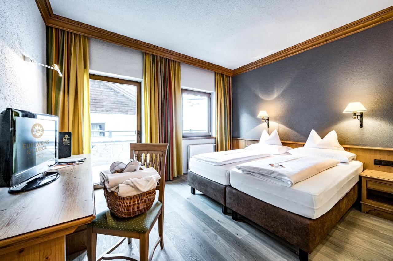 Hotel Edelweiss & Gurgl オーバーグールグル 部屋 写真