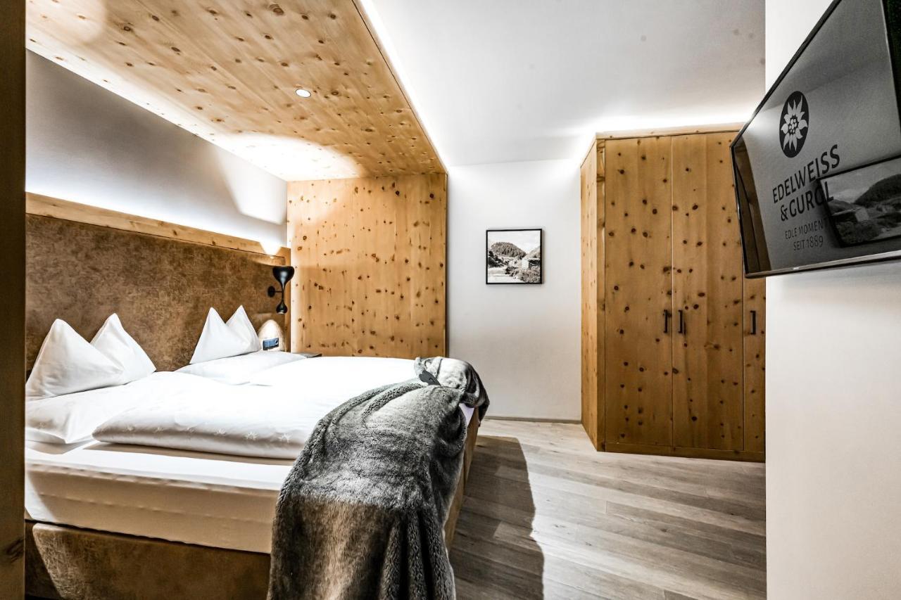 Hotel Edelweiss & Gurgl オーバーグールグル 部屋 写真